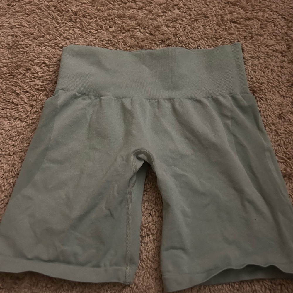 NVGTN Women's Soft Blue Bike Shorts